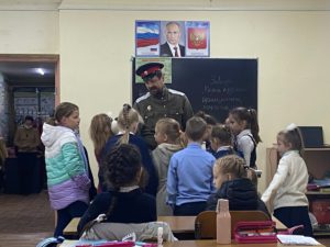 Проведение обучающего семинара по традиционной воинской культуре донских казаков в  МОУ «Гимназия №11 Дзержинского района Волгограда»