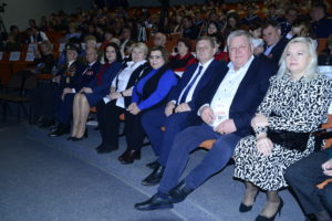В городском детско-юношеском центре Волгограда состоялось торжественное мероприятие, посвященное победе советского народа в Сталинградской битве, и презентация киносборника «На подступах к Сталинграду».