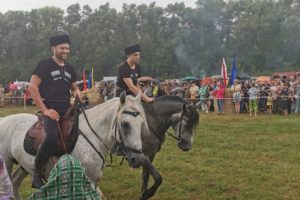 В Кумылженском районе состоялся фестиваль традиционной казачьей культуры «Золотой щит – казачий Спас».