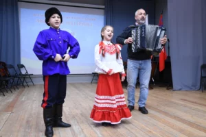 В Волгограде, в 18 раз прошел ежегодный региональный фестиваль казачьих искусств "Мы - внуки деда Ермака.