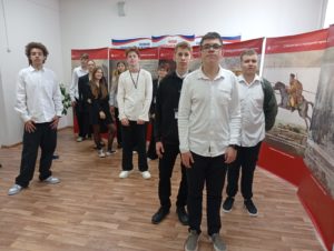 в ГБОУ «Волгоградская школа-интернат «Созвездие» прошел АРТ-фестиваль «Поем и играем казачьи песни»